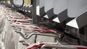 Installing bag for highly automated parcel sorting system