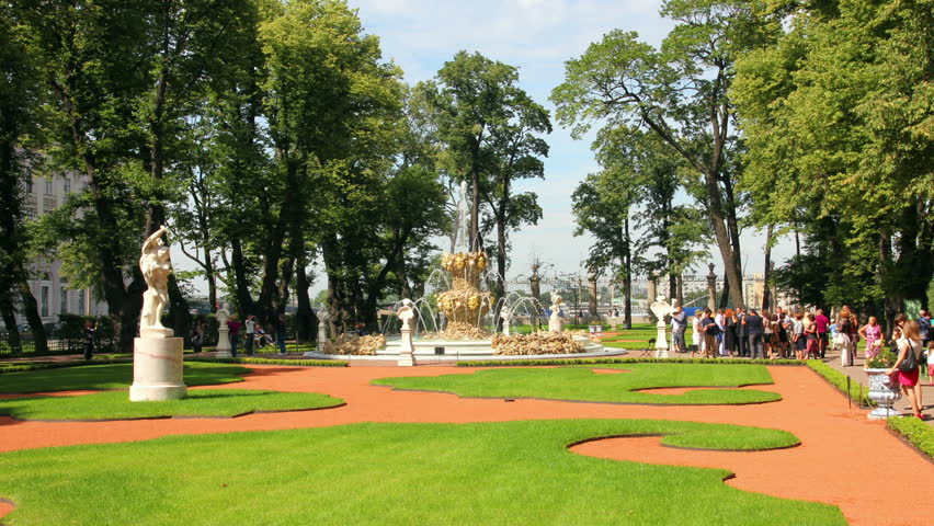 Summer garden park in St. Petersburg Russia - timelapse in motion