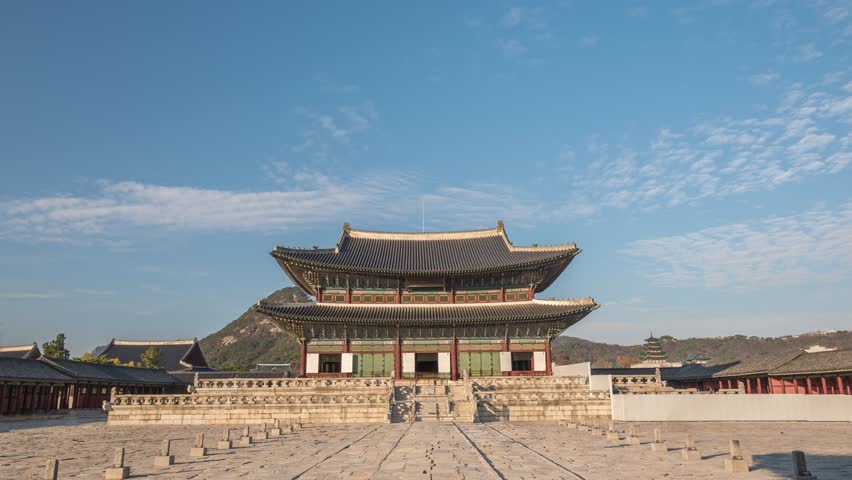 Seoul, South Korea time lapse, city skyline timelapse at Gyeongbokgung Palace