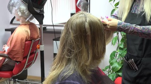 24 Woman Under Hair Dryer Stock Video Footage - 4K and HD Video Clips |  Shutterstock