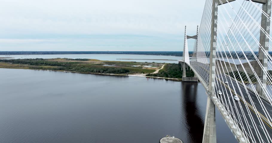 Aerial view of the Dames Point Bridge in Jacksonville, Florida.