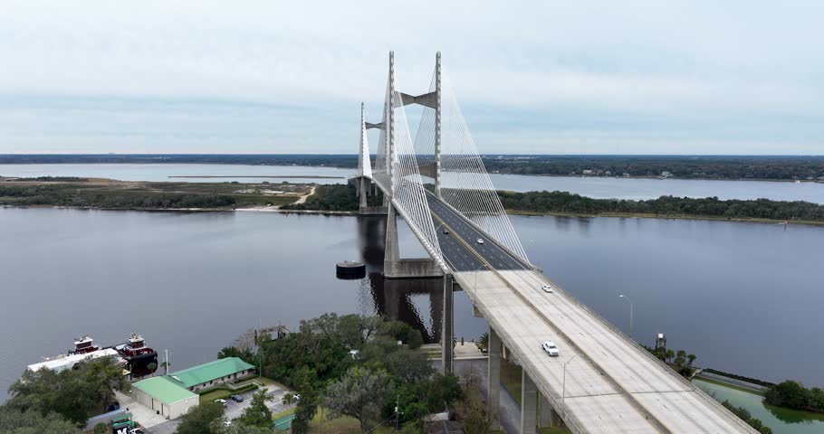 Aerial view of the Dames Point Bridge in Jacksonville, Florida.