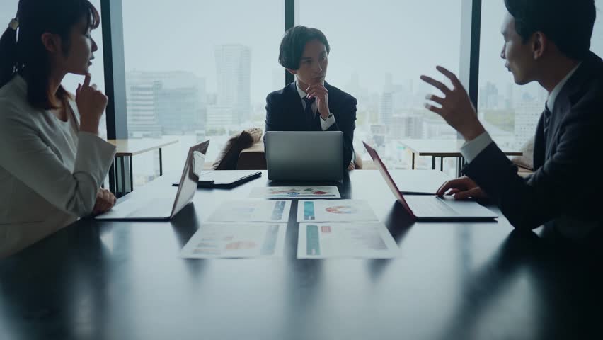 Group of business people meeting in office and digital technology concept. Royalty-Free Stock Footage #3419956501