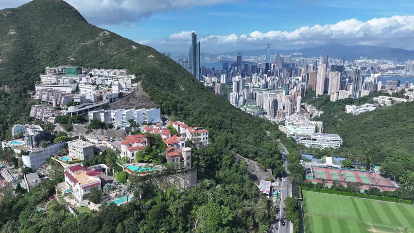 Hong Kong Causeway Bay Wong Nai Chung Tai Hang Happy Valley Victoria Peak mid level facing Victoria Harbor Repulse Bay with premium residential mansion villa area to central financial business city