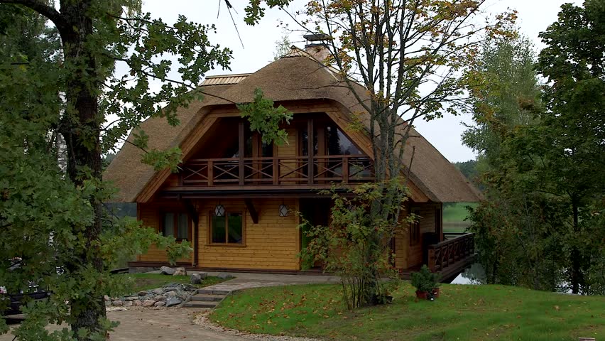 Stylish Guest House by the Lake