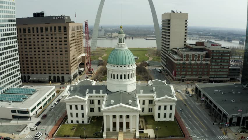 Experience the grandeur of St. Louis with a panoramic view of the historic Old Courthouse, revealing its architectural magnificence in a smooth pan.