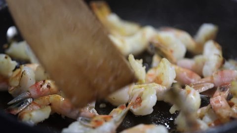 fry the shrimps in a frying pan