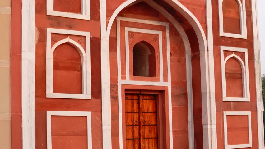 The entrance door of Rahim