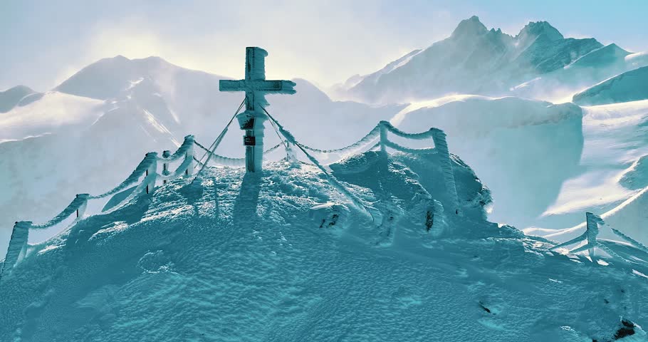 Drone shots of the Alps, Kaprun, Zell am See in Austria. Kitzsteinhorn. Gipfelwelt 3000. Kitzsteinhorn Gipfel. The Kitzsteinhorn is a peak in the Alps in the High Tauern Mountains.