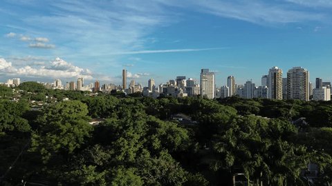 Aerial view of Pinheiros área in São Paulo, Brazil: stockvideo