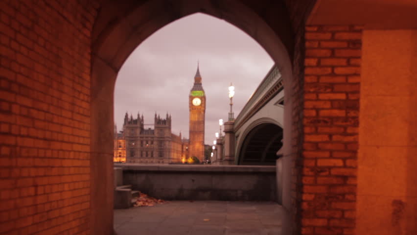 An archway in England that views Big Ben