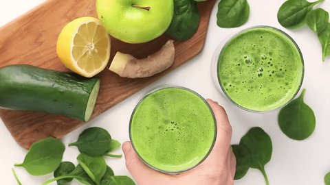 Green Juice, Antioxidant, Healthy Juice, Detox drink, Weight Loss Juice, Slimming Juice - Revitalize with Nutrient-Packed Greens - A Refreshing Blend of Weight loss drink Arkivvideo
