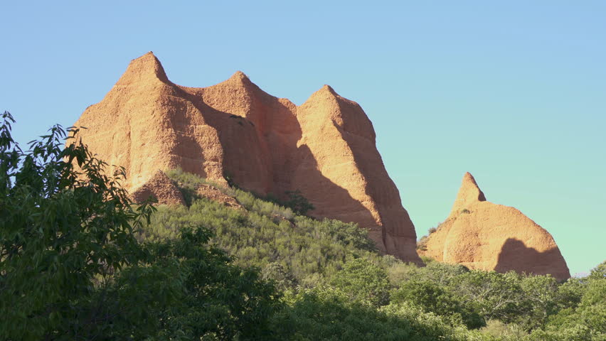 Las Médulas is a historical site near the town of Ponferrada in the region of El Bierzo (province of León, Castilla y León, Spain), which used to be the most important gold mine in the Roman Empire. 
