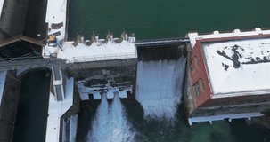 Winter aerial video of the Erie Canal Locks found in Seneca Falls, NY, between Seneca Lake and Cayuga Lake.