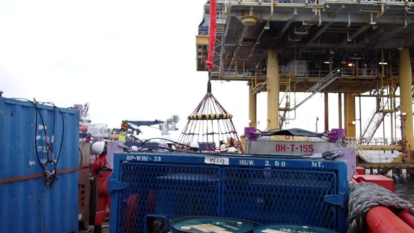 Personnel transfer basket is intended for marine offshore and ship to ship transfer, which enhances safety levels for personnel being lifted between two vessels say ship to ship or boat to platform.
