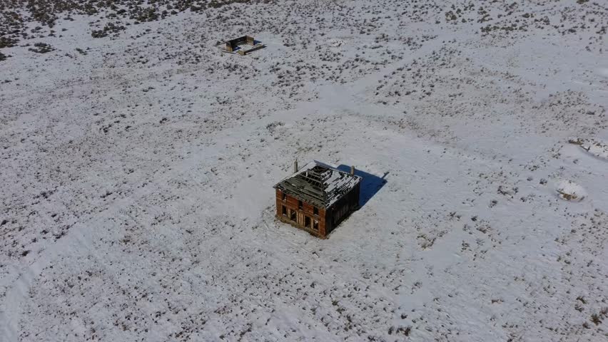 Abandoned structure on the Jefferson river in Montana
