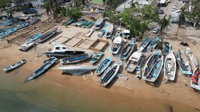 Video showcasing a sweep over Manzanillo Beach in Acapulco, revealing the aftermath of Hurricane Otis with several boats destroyed