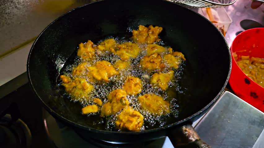 Asian Kari Pakora, Punjabi Kadhi Pakoda or curry Pakora.