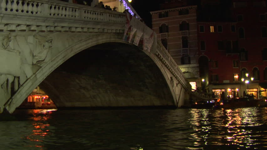 Rialto bridge in Venice, Italy