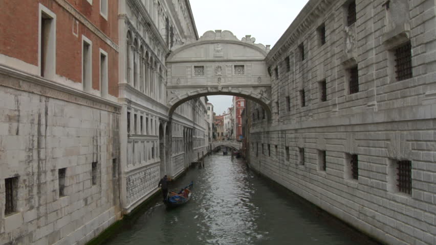 Ponte dei Sospiri in Venice, Italy