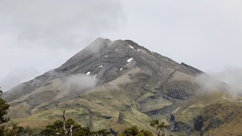 In Taranaki NP - Taranaki / Mt Egmont National Park, New Zealand