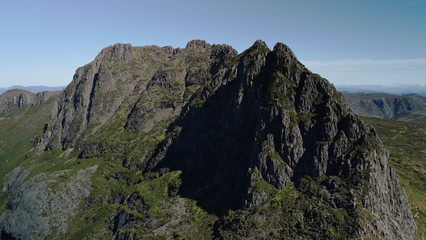 Backward shot of Cradle Mountain - Lake St Clair National Park during daytime.
