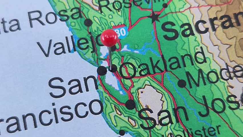 Oakland, California map marked by a red tack. The City of Oakland is the county seat of Alameda County, CA.