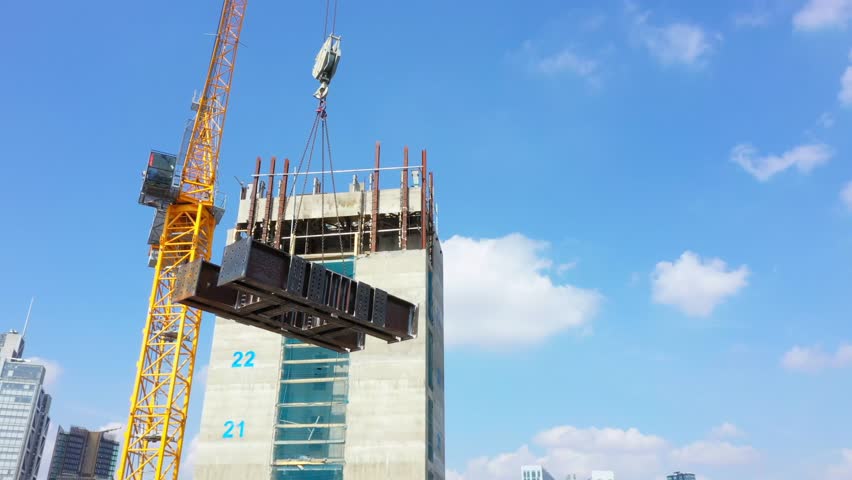 Large Tower Crane Operation over Central London