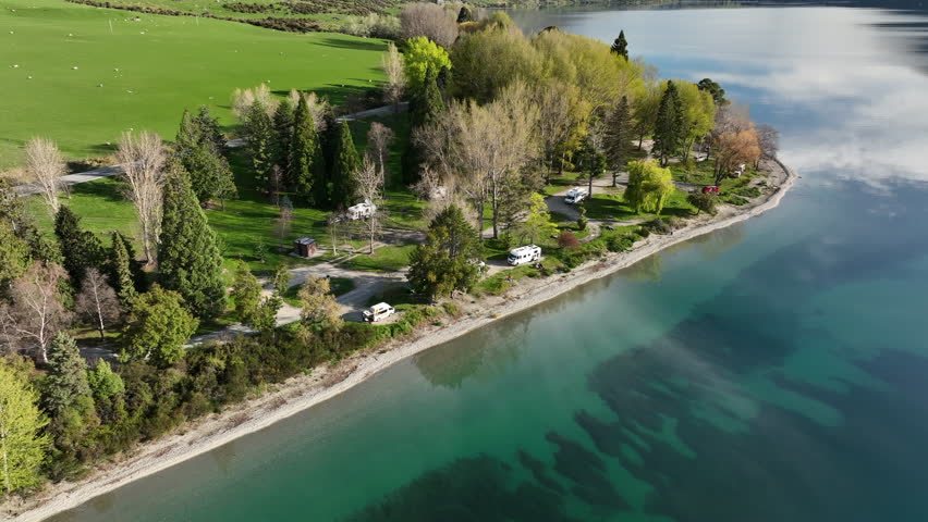 Free campground at Kingston near Queenstown and Lake Wakatipu on South Island, New Zealand