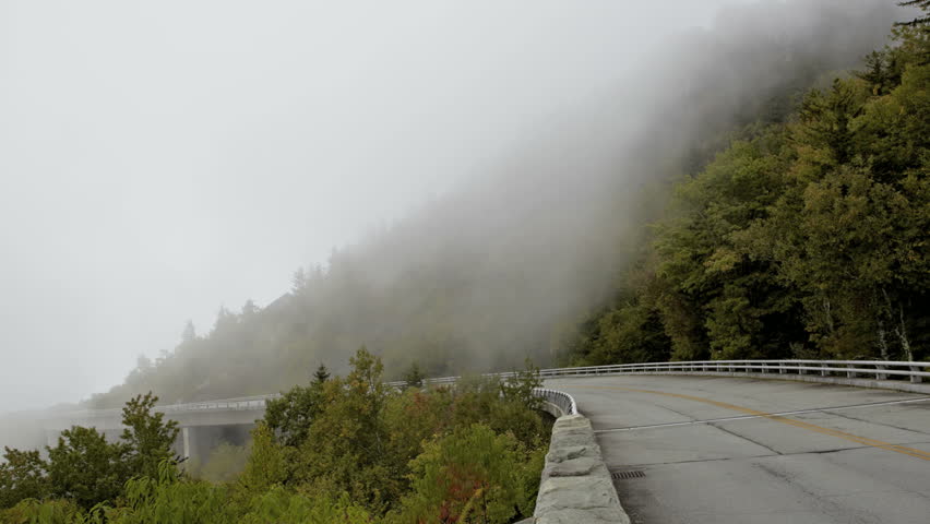 BLUE RIDGE PARKWAY NP, USA, SEP 23rd. 2011: Time lapse of rising fog at the