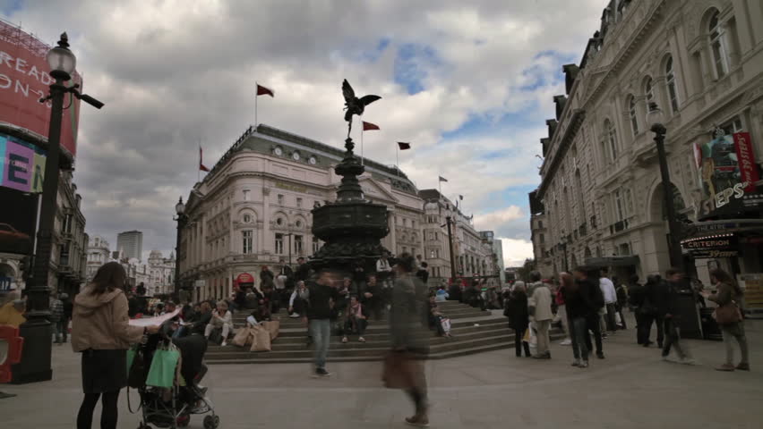 LONDON - OCTOBER 7, 2011: Time lapse shot of crowds at Eros statue in London