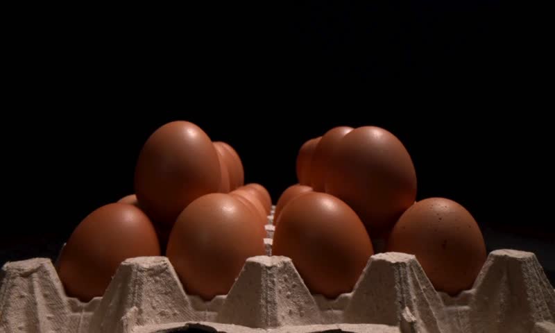 Seamless looping animation of enormous numbers of eggs. Raw hen's eggs. Fresh eggs for sale at a market. Healthy fresh food ingredients for breakfast. Animal products. Grocery. Chicken farm fresh eggs Royalty-Free Stock Footage #3471056839