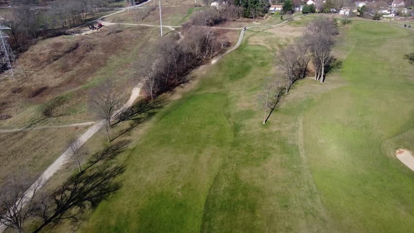 Nature's partnership in golf leisure.