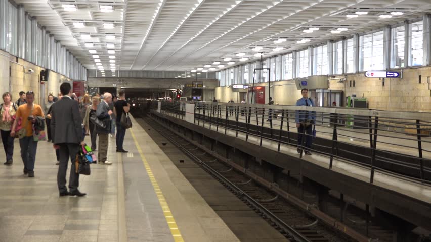 Метро девяткино. Метро Санкт-Петербурга станция Девяткино. Станция метро Девяткино СПБ. Девяткино (станция метро). Метро Девяткино 2009.