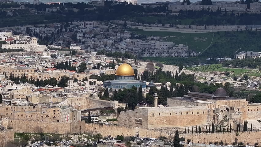 Jerusalem old city Aerial view,zoom out shot,aerial, 2024 
Drone view of old city of Jerusalem with al aqsa mosque, ramadan, April,03,2024
