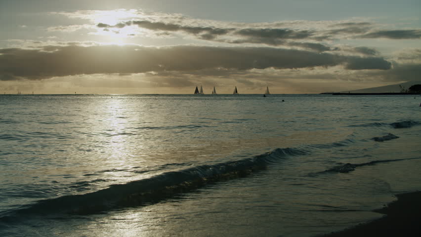 Hawaii Waikiki Beach Scenics 4K 48FPS SLO-MO GRADED 0022