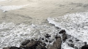 Mesmerizing Ocean Waves: Serene Coastal Beauty