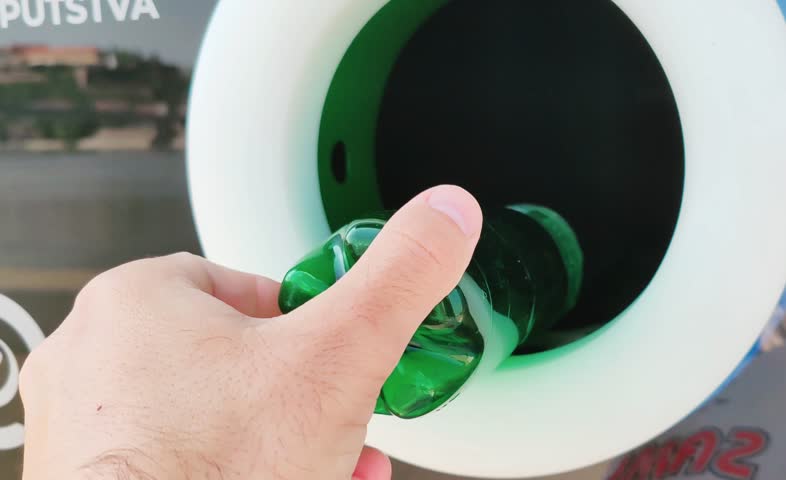 PET bottle recycling - machine
