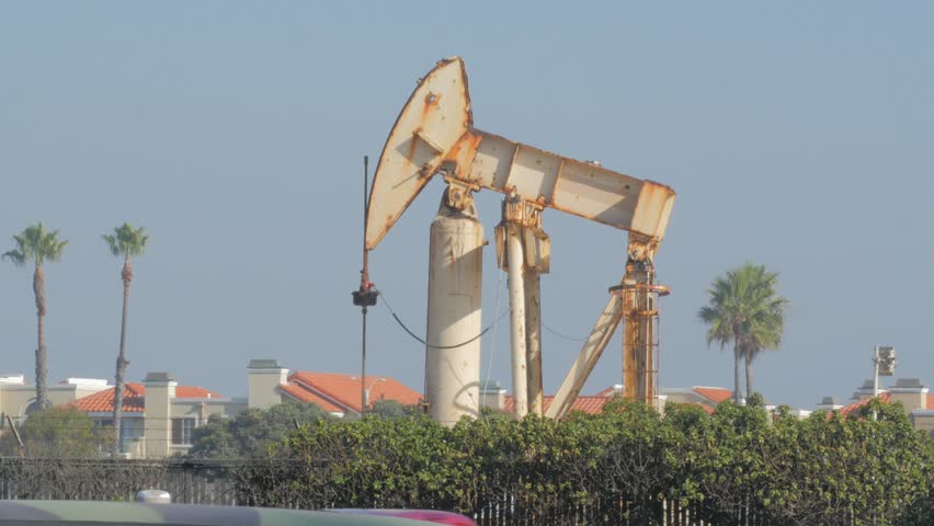 Rusty crude oil pump near homes in southern California