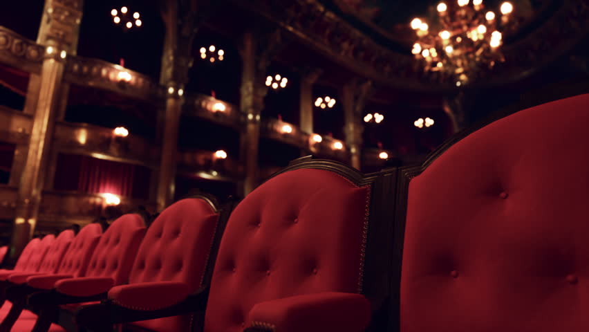 elegant theater featuring beautiful gilded decorations