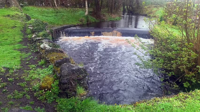 Cascading waters of Clarinbridge River, bubbling near Athenry Castle