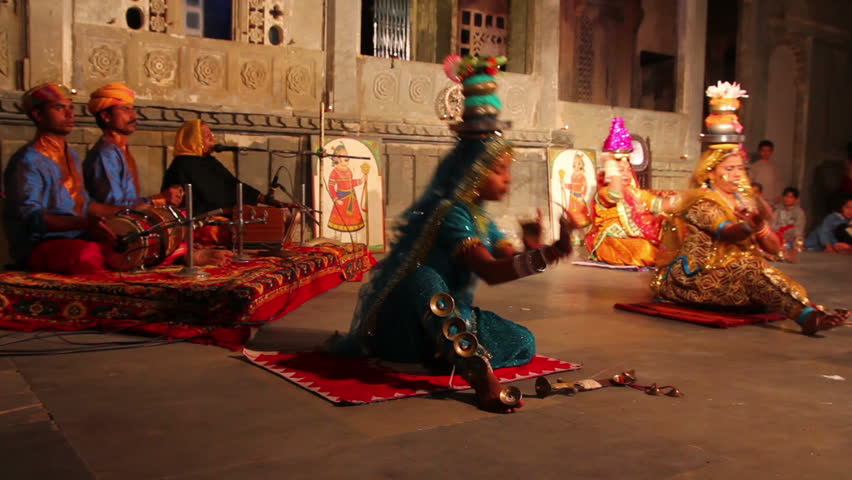UDAIPUR, INDIA - NOVEMBER 24, 2012: Dances of Rajasthan in Udaipur, India, 24