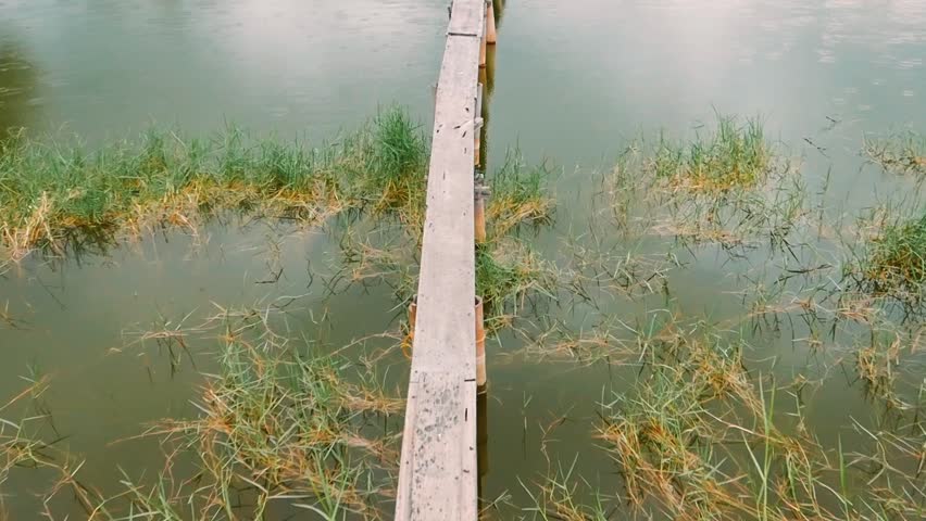 footpath over the lagoon to cross