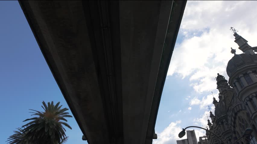 Parque Berrio Metro Station