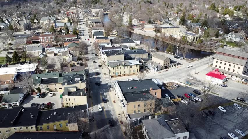 4K Aerial Flyover (Washington Avenue) Downtown Cedarburg; Top Tourist Attraction And Shopping Destination With Historic Landmarks And Museums.