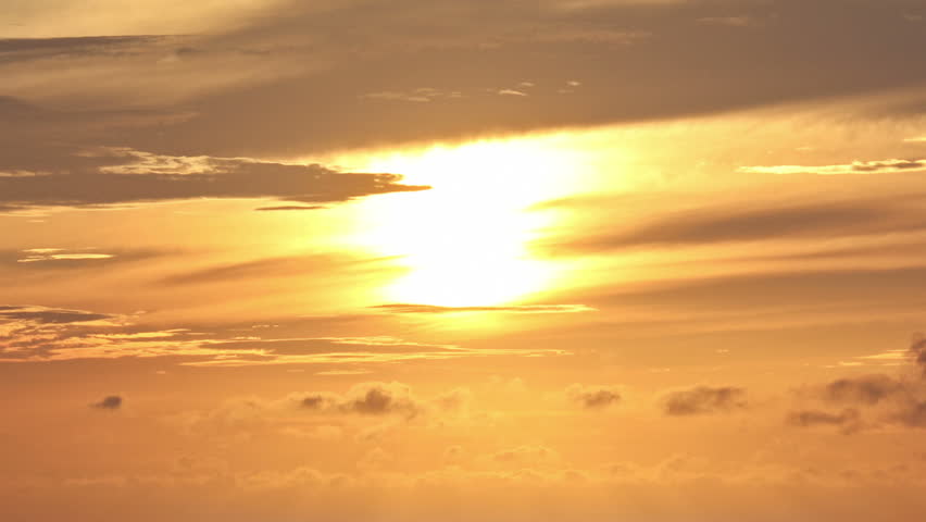 Sunset cloudscape time lapse zoom in