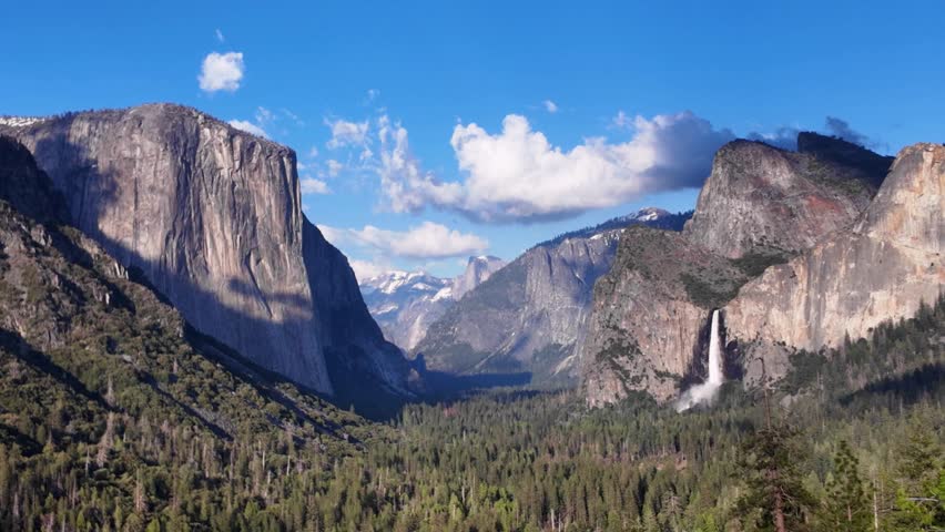 Yosemite National Park Tunnel View 4K Bridalveil Fall