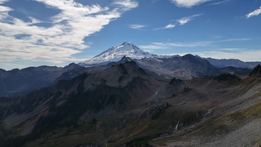Mt Baker Washington straight in shot from Artist Point to Mt Baker fall 2023 leaves changing Baker still has snow