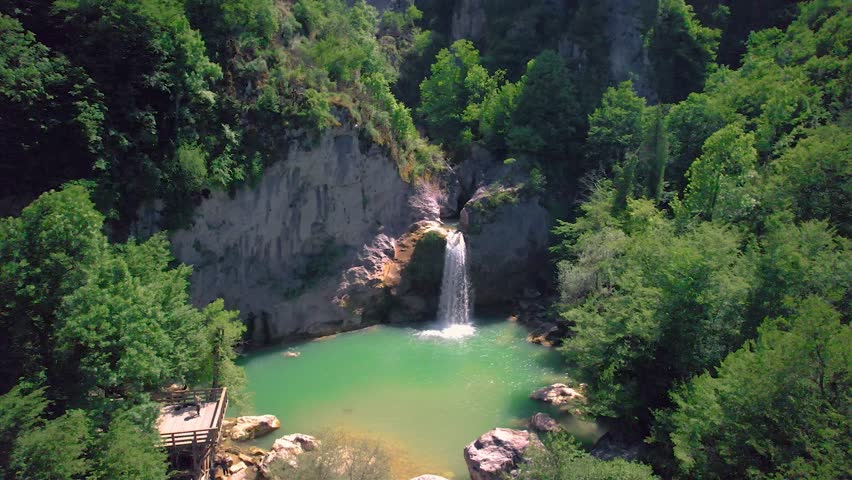 ılıca waterfall, the waterfall in the district of kastamonuınarbaşı can be reached by hiking from the horma canyon or you can go to this natural wonder waterfall with your private vehicle.