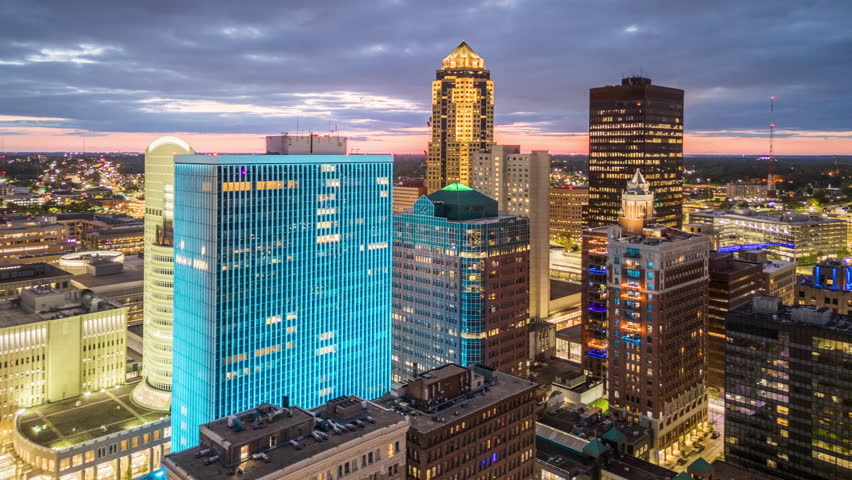 Des Moines, Iowa, USA downtown cityscape panorama at dusk.